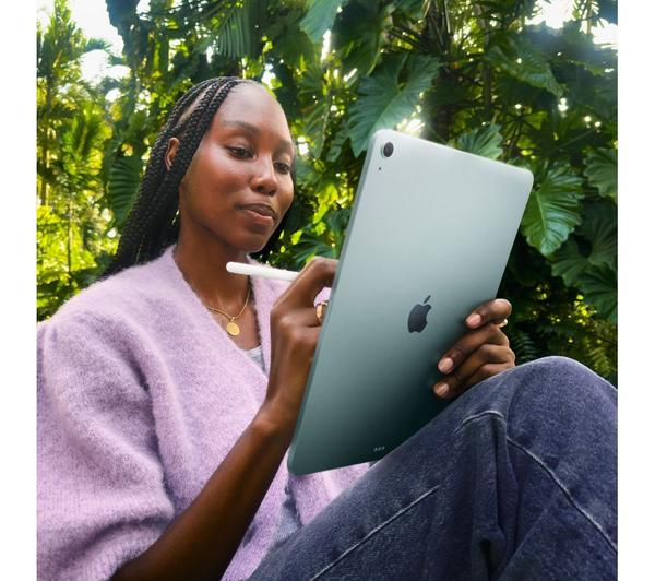 APPLE 11″ iPad Air 256GB Purple in a sleek design