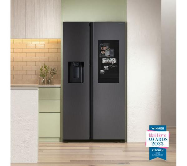 SAMSUNG Bespoke AI Family Hub Black refrigerator with AI features