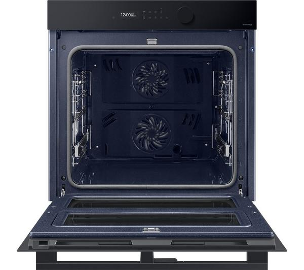 Samsung Series 5 Dual Cook Oven in sleek black finish, featuring smart flex technology.