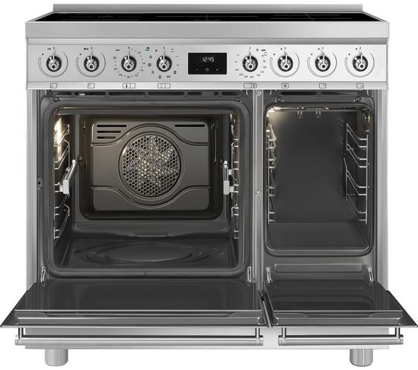 SMEG C92IPX2 90cm Induction Cooker in a sleek stainless steel finish.