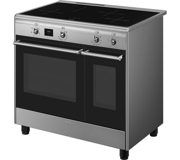 SMEG CX92IM 90cm Induction Cooker in a modern kitchen setting