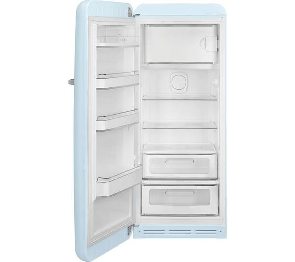 SMEG FAB28LPB5UK Tall Fridge Pastel Blue – Front view showcasing its retro design and pastel blue finish.